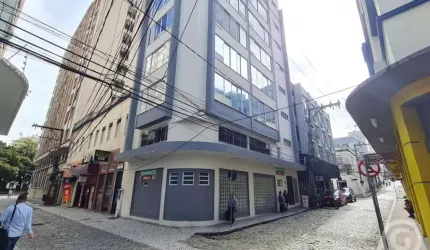 Prédio comercial para alugar no centro de Florianópolis: espaço e localização privilegiada