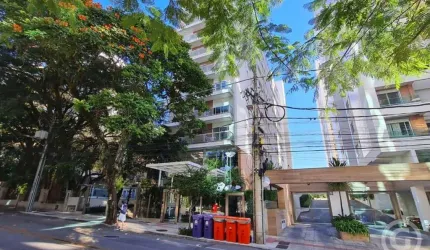 Oportunidade imperdível: cobertura dúplex luxuosa no Centro de Florianópolis