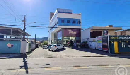 Amplo espaço e localização estratégica para o crescimento do seu negócio