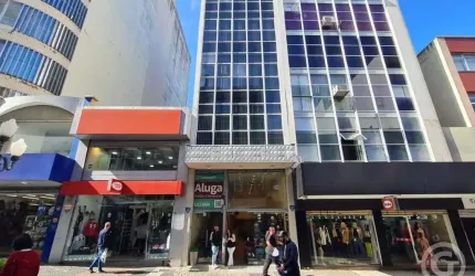 Prédio comercial disponível para aluguel no coração de Florianópolis