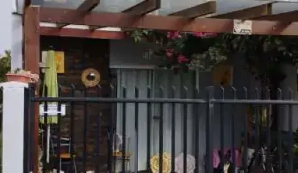 sobrado geminado mobiliado