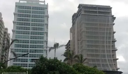 APARTAMENTO FRENTE MAR MOBILIADO - PÉ NA AREIA