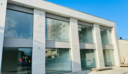 SALA COMERCIAL NO CENTRO DE PENHA SC