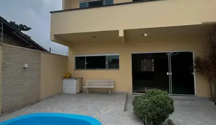 sobrado mobiliado com piscina e acabamento de alto padrao