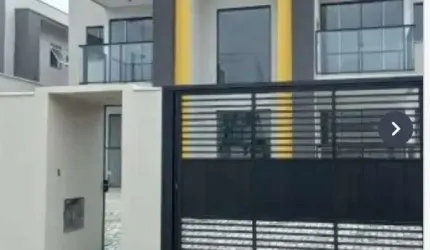 apartamento no centro de balneario picarras