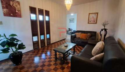Casa de rua no bairro Estados