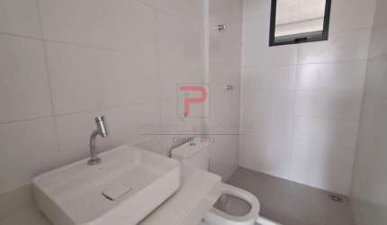 Apartamento no Jardim Oceania a 250m da praia