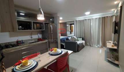 Flat PORTEIRA FECHADA A 50M DO MAR no bairro de Intermares