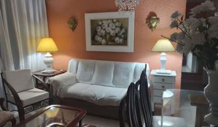 Apartamento todo reformado no Iapi da penha