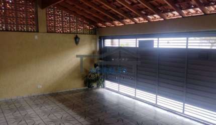 SOBRADO - JARDIM D&amp;apos;ABRIL -  COM 3 DORMITÓRIOS (2 SUITES) - 02 VAGAS - 140M.