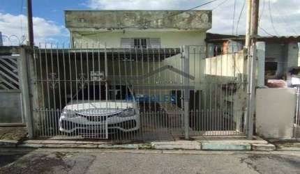 SOBRADO COM 3 DORMITÓRIOS REF 1717