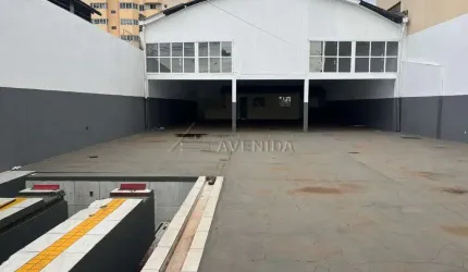 Barracão / Galpão / Depósito à venda na Avenida Jorge Casoni, --, Centro, Londrina por R$ 1.400.000