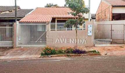 Casa em condomínio fechado com 1 quarto para alugar na Rua Mitsuko Kikuta, --, Colinas, Londrina por R$ 950