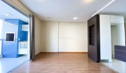 Apartamento com 3 quartos para alugar na Rua Ulrico Zuimglio, --, Gleba Palhano, Londrina por R$ 3.800