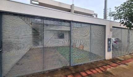 Casa com 4 quartos para alugar na Antônio Augusto de Oliveira, --, San Fernando, Londrina por R$ 3.700