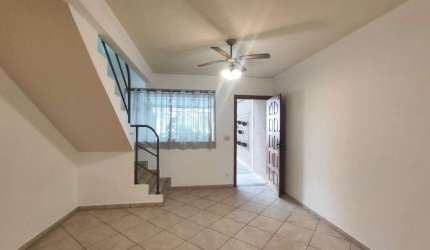 Casa Geminada para Locação em Belo Horizonte, Jaraguá, 2 dormitórios, 1 suíte, 4 banheiros, 2 vagas