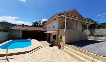 Casa com 5 quartos à venda na Luiz Probst, 52, Boa Vista, Blumenau, 296 m2 por R$ 650.000