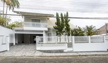 Casa com 3 quartos à venda na Rua Miguel Servet, 406, Fortaleza, Blumenau, 280 m2 por R$ 1.100.000