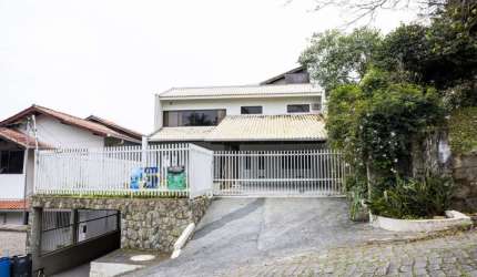 Casa com 5 quartos à venda na Rua Venezuela, 311, Ponta Aguda, Blumenau, 710 m2 por R$ 2.150.000