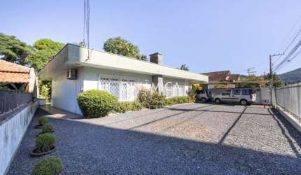 Casa com 3 quartos à venda na Rua São Bento, 637, Vorstadt, Blumenau, 219 m2 por R$ 820.000