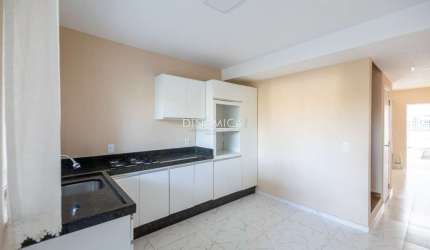 Casa com 2 quartos para alugar no Velha, Blumenau , 80 m2 por R$ 2.500