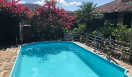 Casa com 3 quartos à venda na Rua Ascurra, 433, Garcia, Blumenau, 279 m2 por R$ 1.200.000