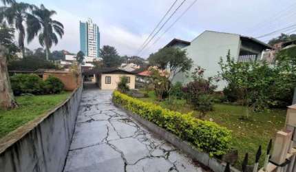 Casa com 3 quartos à venda na Rua Luiz Altemburg Senior, 327, Escola Agrícola, Blumenau, 211 m2 por R$ 530.000