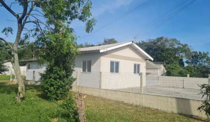 2 Casas  Geminada à venda em  Imbituba SC