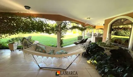 Casa em condominio fechado  no guarujá