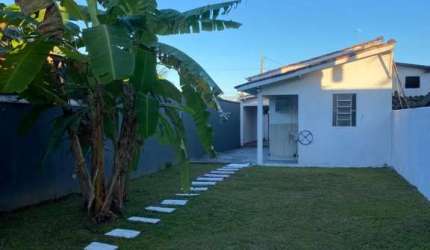 Casa para Venda em Caraguatatuba, Jardim das Gaivotas, 1 dormitório, 1 banheiro, 4 vagas