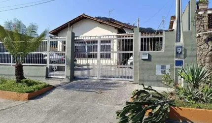 Casa para Venda em Caraguatatuba, Martim de Sá, 5 dormitórios, 3 banheiros, 4 vagas