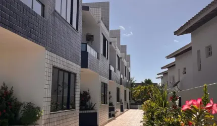 Praia do Flamengo casa triplex 4/4