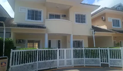 OPORTUNIDADE CASA PARA ALUGAR EM VARGEM PEQUENA 4 QUARTOS COM 2 SUITES, CLOSET, LINDO COND. CLUBE!