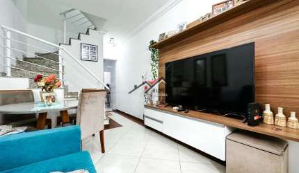 Casa (Casa Padrão) para Venda, 3 dorm(s), 3 suite(s), 2 vaga(s), 115 m²