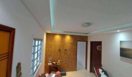 Casa com 5 dormitórios à venda, 250 m² por R$ 570.000,00 - Santana - São José dos Campos/SP