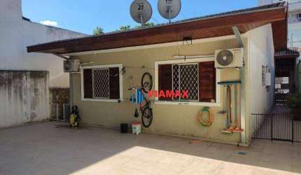 Casa ampla no Jardim América, São José dos Campos!