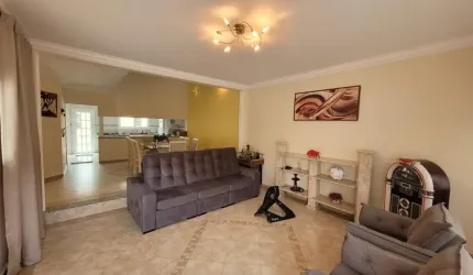 Lindo Sobrado a venda 3 Dorms sendo 1 suíte 394m² com 4 vagas - Em São Bernardo do Campo - SP.