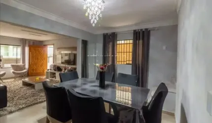 Lindo Sobrado a venda 3 Dorms 1 suíte - 210m² - 4 vagas - Em Camilópolis - Santo André - SP.
