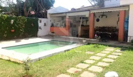 Casa com 4 quartos à venda na Rua Nicolau Alayon, 52, Interlagos, São Paulo por R$ 1.650.000