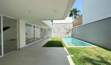Casa em condomínio fechado com 4 quartos à venda na Rua Cristóvão Pereira, 529, Brooklin, São Paulo por R$ 5.200.000