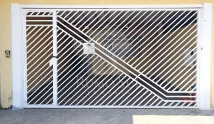 Casa com 3 quartos à venda na Rua Mussum, 22, Campo Grande, São Paulo por R$ 850.000