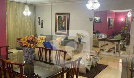 Apartamento de 4 quartos em rua nobre da Tijuca.
