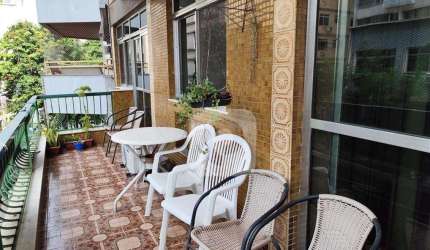 Apartamento de 3 quartos , suíte ,varanda e 2 vagas, na Tijuca!