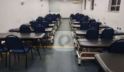 Prédio Carlos de Vasconcelos oportunidade