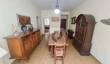Apartamento amplo e aconchegante na Tijuca, com 3 quartos, 2 banheiros e vaga de garagem!