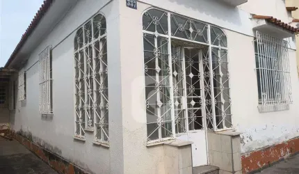 Casa na Penha, composta por 161 m²!!