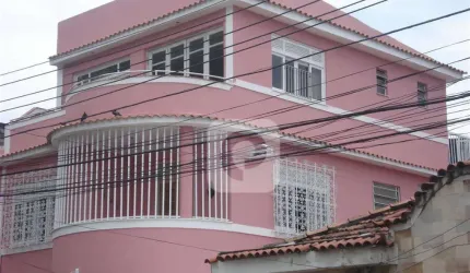 Casa com 7 quartos, 520m2, 3 vagas - Jacaré