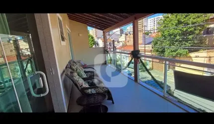 Vendo  Excelente    Casa     Triplex Luxo  no Andaraí com área Gourmert