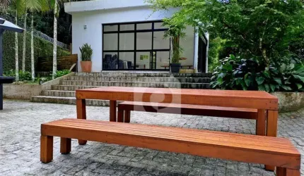 Casa de Condomínio com 4 Quartos à venda, 240m² - Alto da Boa Vista