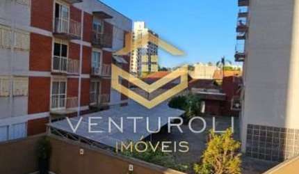 Apartamento com 3 dormitórios sendo 1 suíte.